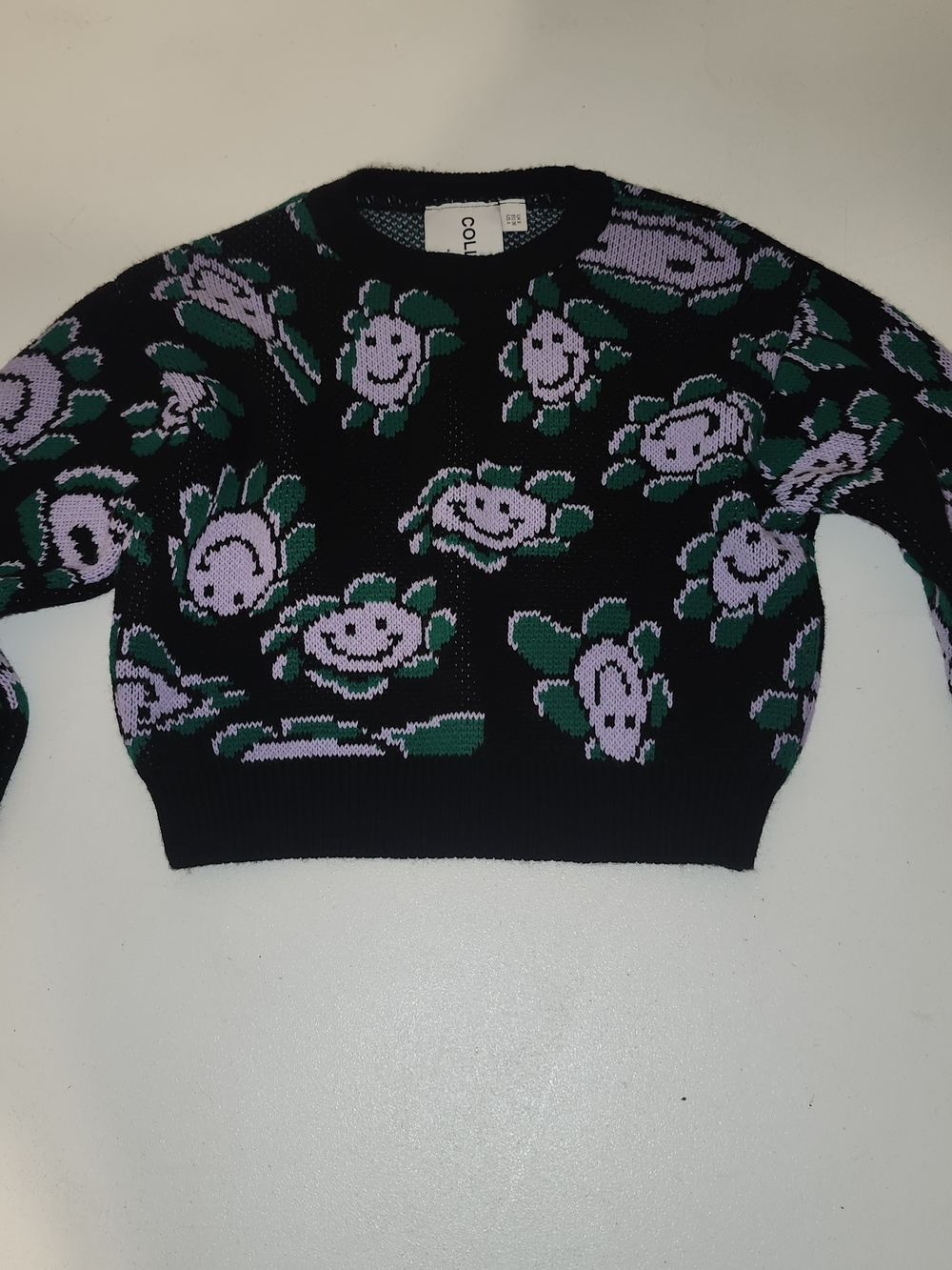 COLLUSION Black Floral Smiley Crewneck Sweater in Lavender & Green
